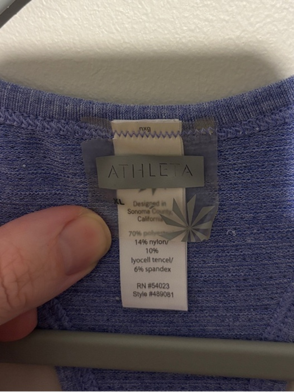 Athleta Blue Racerback Tank Size XL - Picture 2 of 3
